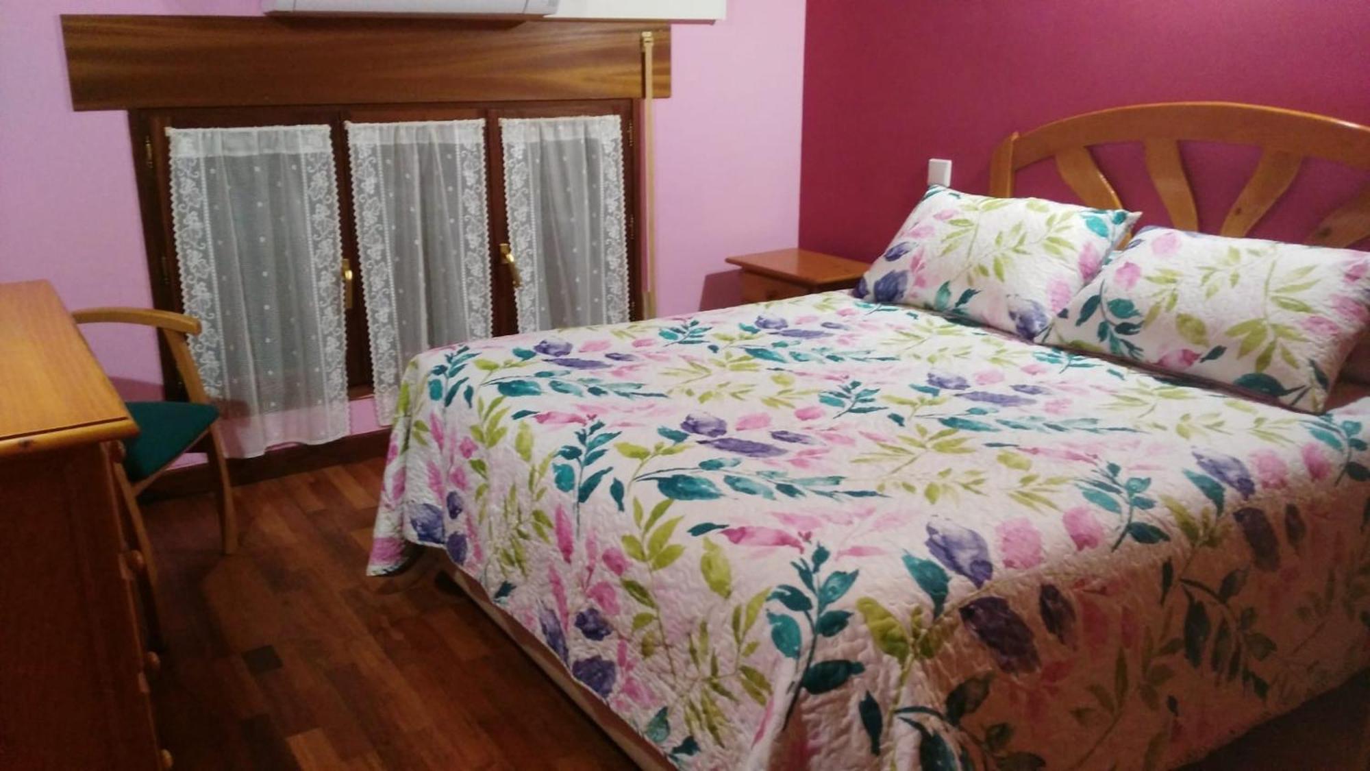 Duplex Vallespin Avila Room photo